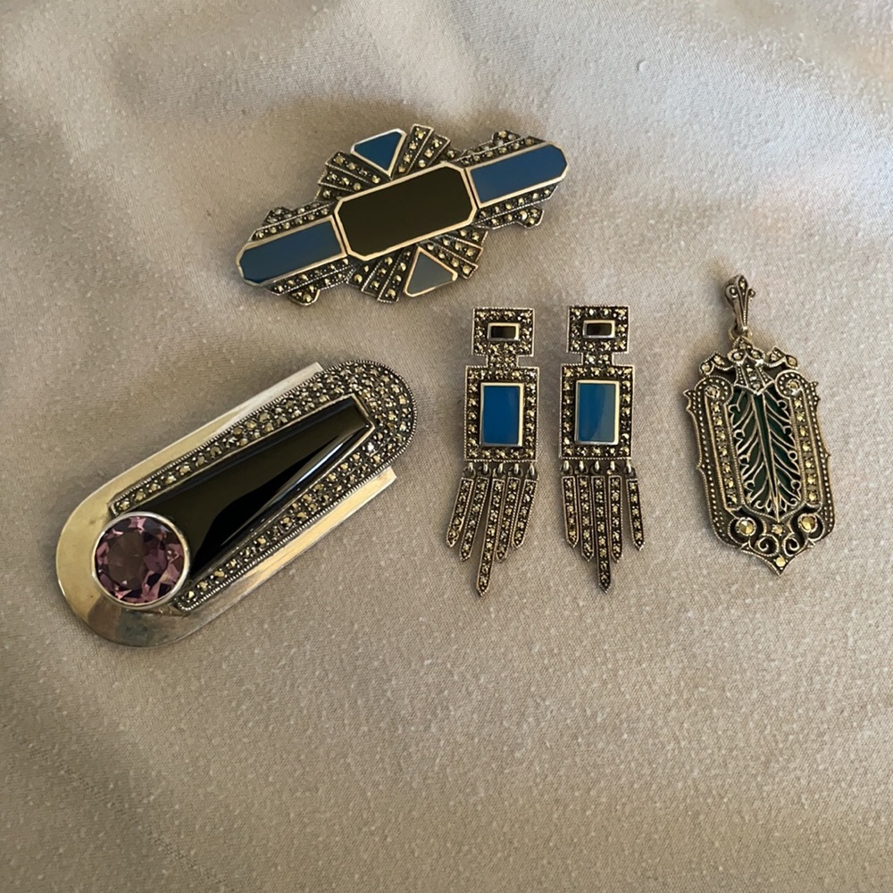 Loehmann’s Jewelry Lot